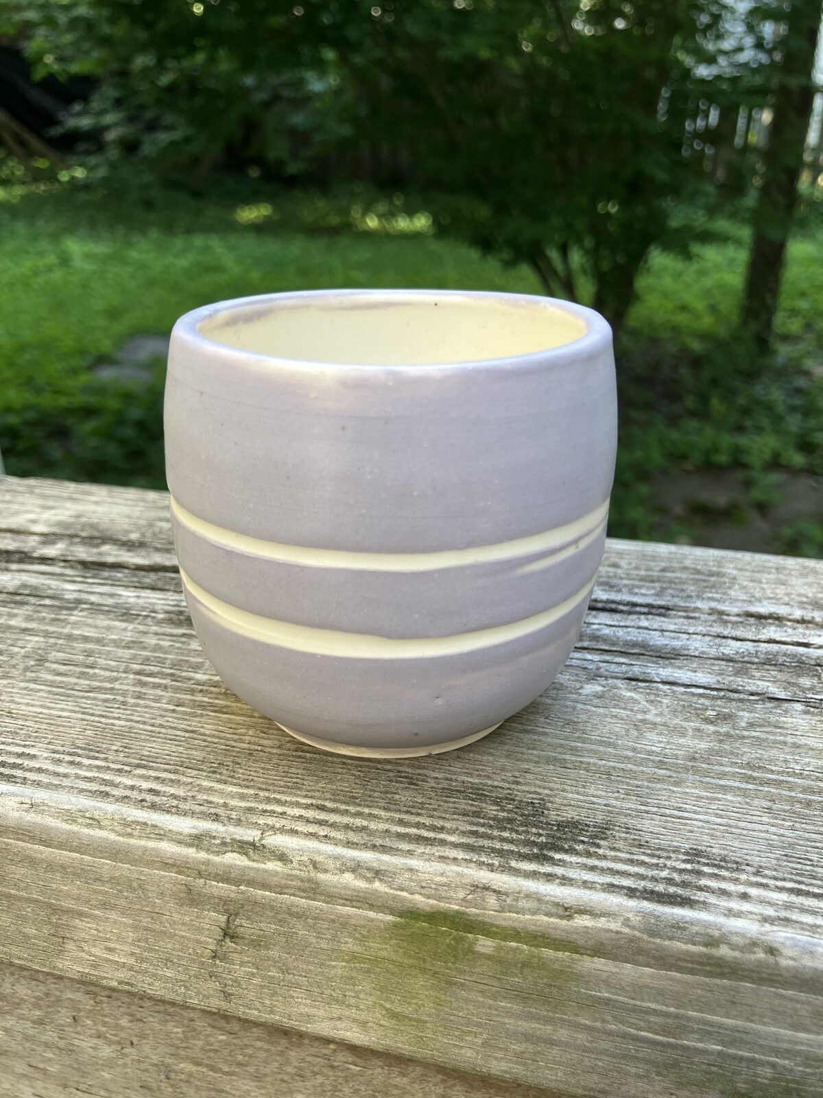 Lilac ribbed ceramic cup